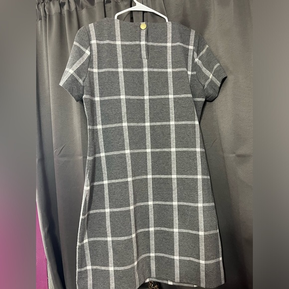 Tommy Hilfiger grey dress! Perfect for Fall🍂 - Picture 4 of 5